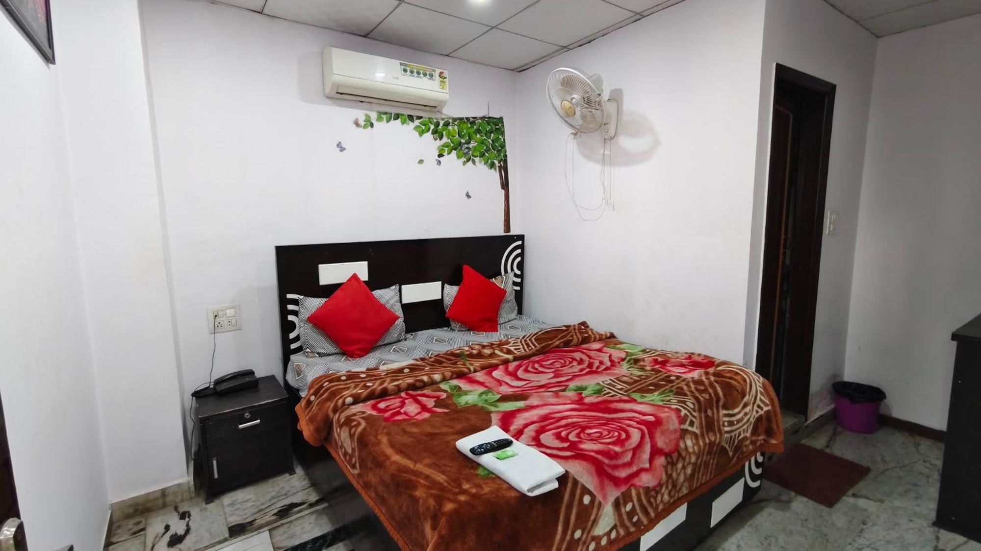 Rajdhani Guest House Faridabad Dış mekan fotoğraf